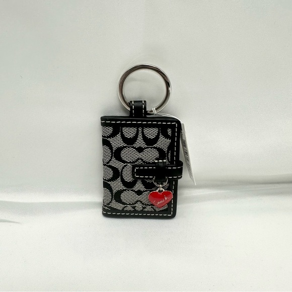 NWT Coach Mini Signature Picture Frame Holder Keychain Key Ring Heart Black - Picture 1 of 7
